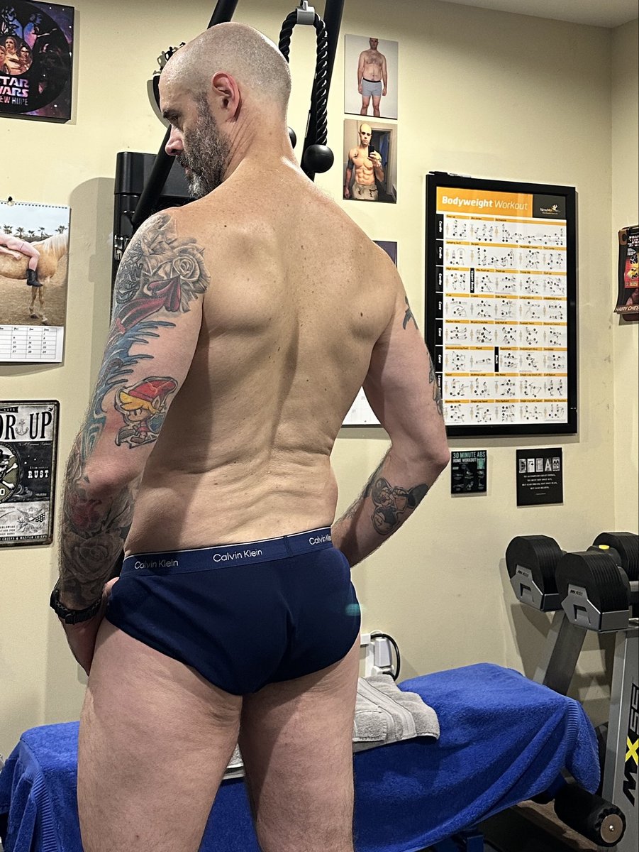 Brief_Steve's tweet photo. Consistency is ugly, sweaty, brutal at times, keep going!! 
#meninbriefs #meninunderwear#guysinbriefs #sweatybriefs #tightywhities https://t.co/rP1akJCzXS