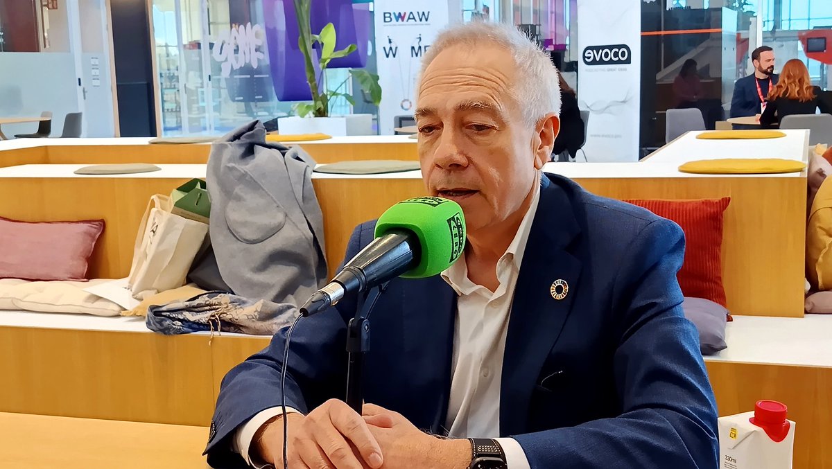 OndaCero_cat's tweet photo. 🔴 DIRECTE #LaCiutat des de la #BWAW2026. Som al #Dfactory del @ConsorciZF. Pere Navarro: "Les quotes a les empreses són necessàries. I assolir la paritat i la igualtat, requereix la implicació dels homes." 

🎧🔊 https://t.co/l9fng5gIs3 https://t.co/xyrca5zTXw
