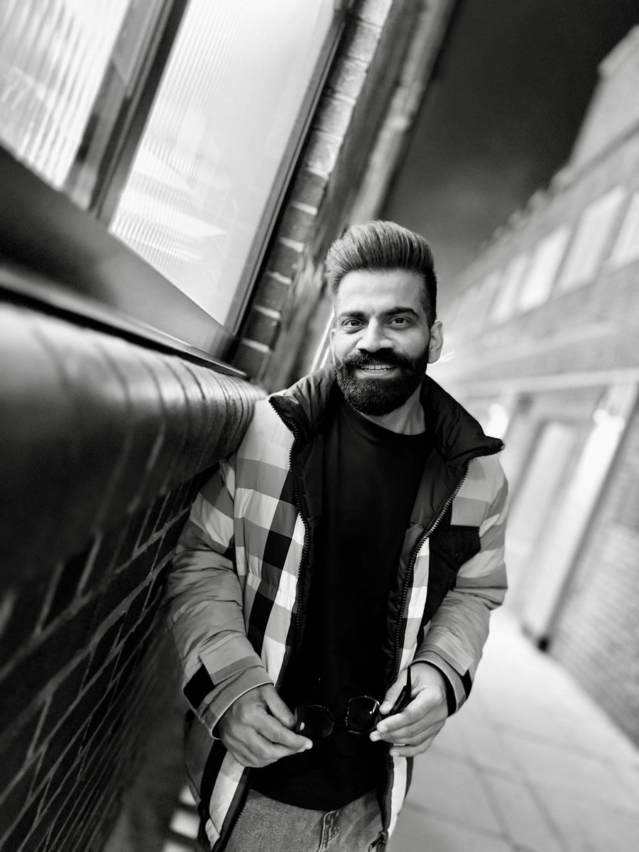 TechnicalGuruji's tweet image. London vibes in B&amp;amp;W...
#ShotOniPhone
#TGFamily 🔥 🔥 🔥