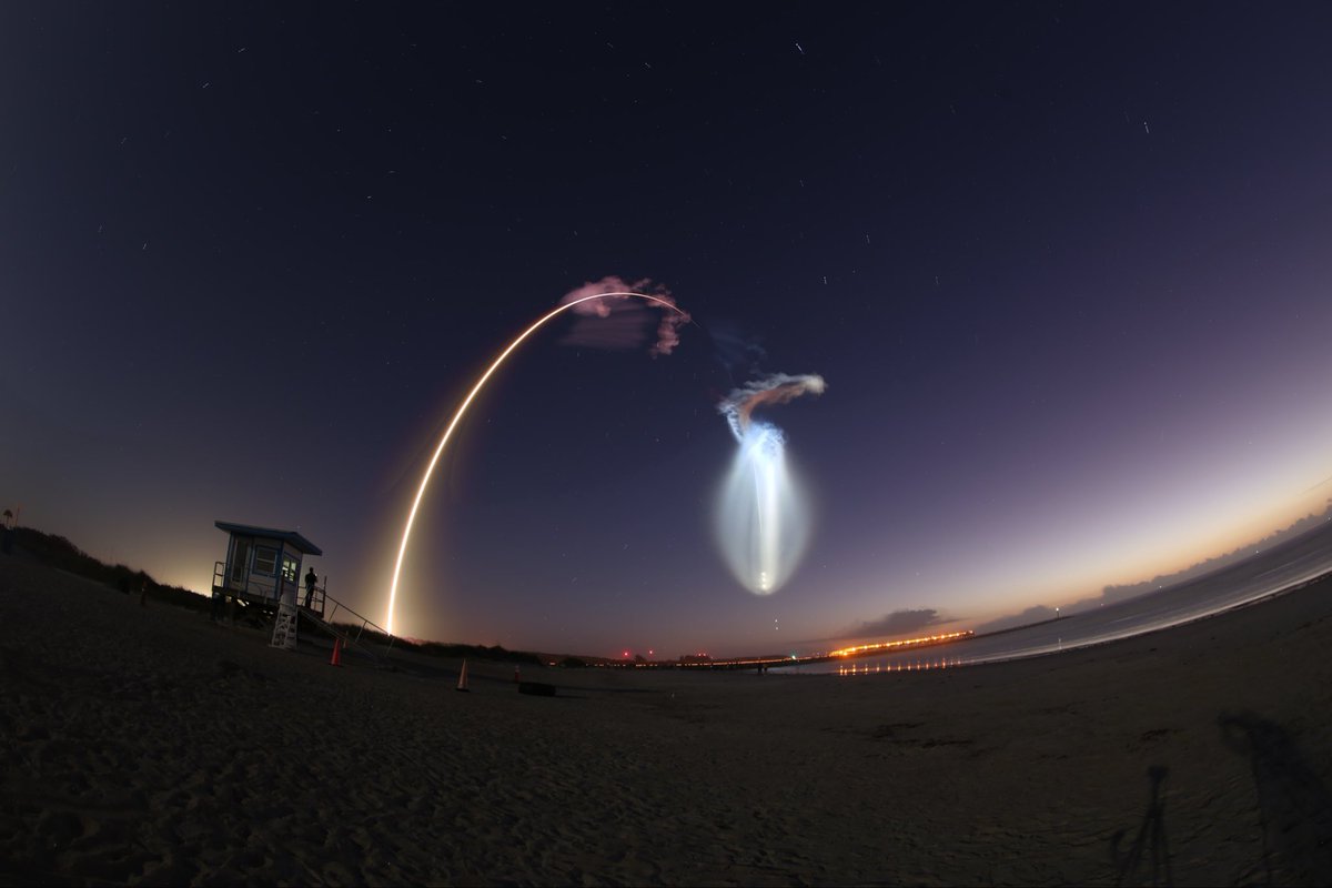 astrogeo's tweet photo. Yesterday, SpaceX launched a Falcon 9 rocket carrying another batch of Starlink satellites into low earth orbit. The launch produced one of the most beautiful jellyfish effects I have ever seen.
Check out my time lapse video posted here on YouTube.
The heart shaped high altitude cloud at the end was a bonus.

https://t.co/LT12CFYDl3