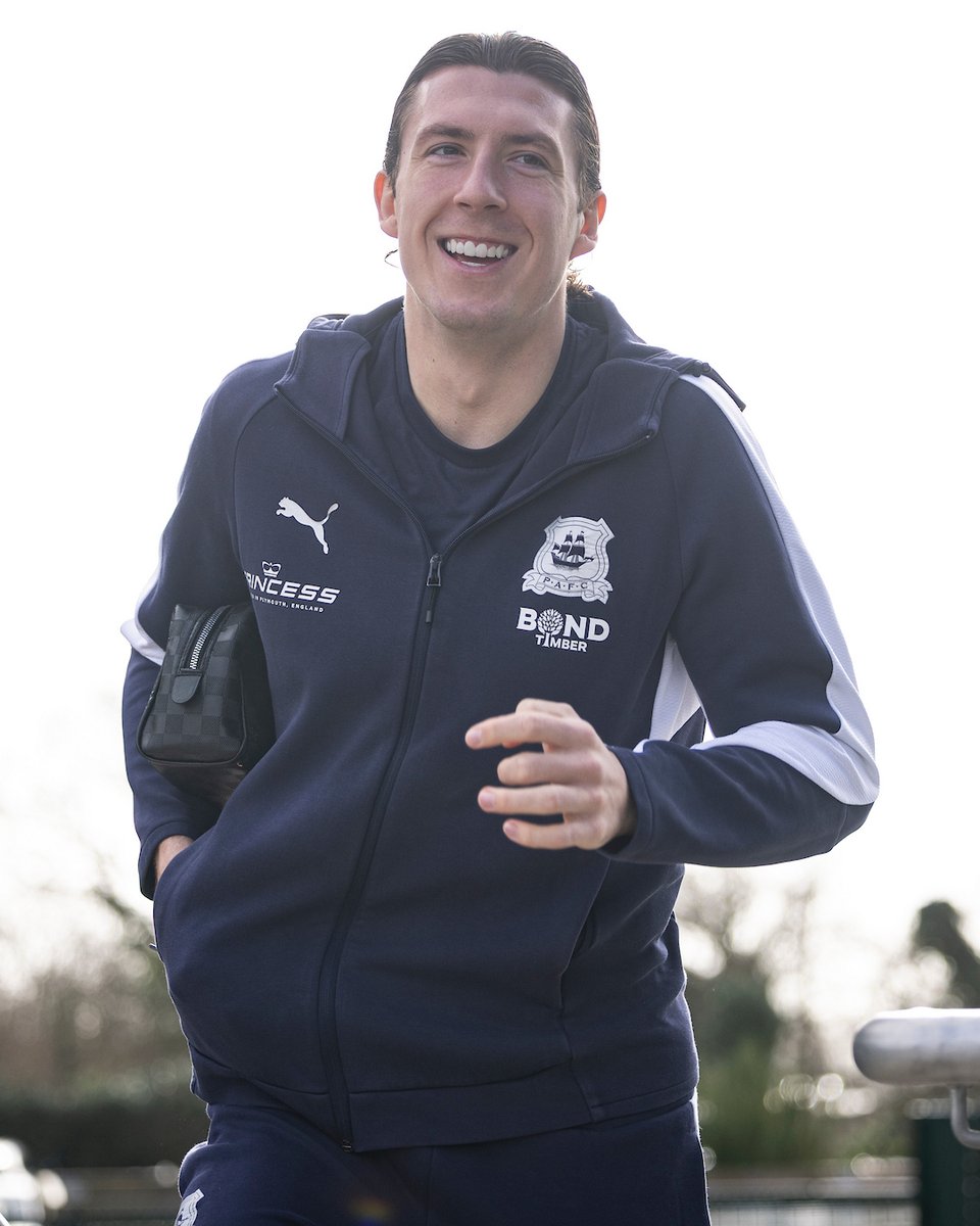 Hey, Mitch! 👋

Alex Mitchell joins the press this morning to preview Saturday's visit of Doncaster 💬