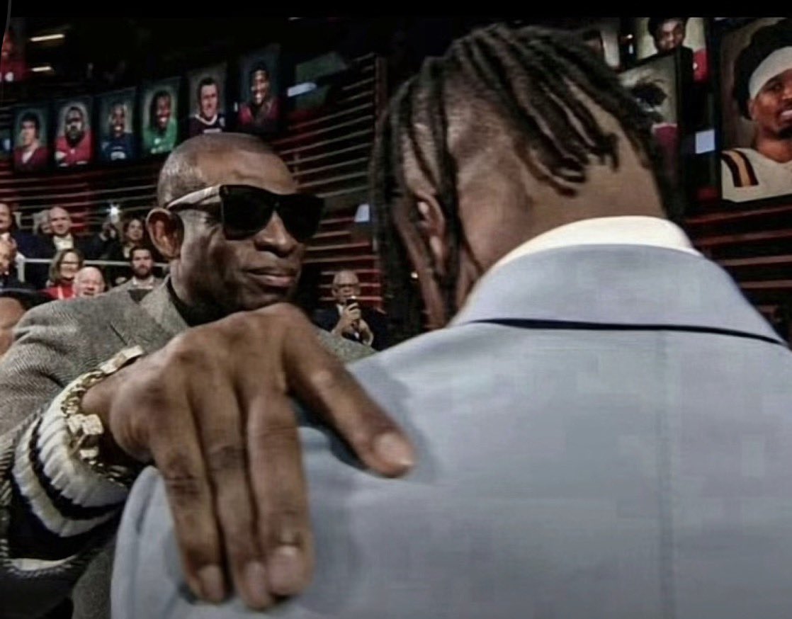 YellowMF tweet media