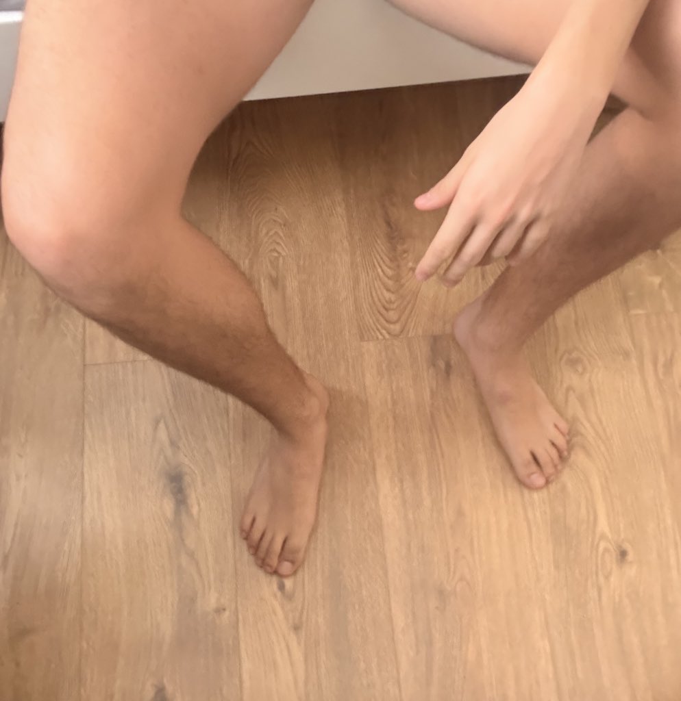 Verbeugt euch vor eurem Master und küsst meine Fuße ihr Hurensöhne
Abdrücken ist angesagt 😈🔥
Eure Abgabe ist es mir zu dienen und ich weiß ihr könnt nicht widerstehen 💸🖕#findom #findomgermany #socks #paypig #cashmaster #master