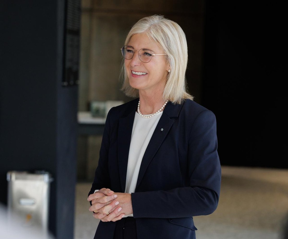 Bayerisches Sozialministerium tweet media