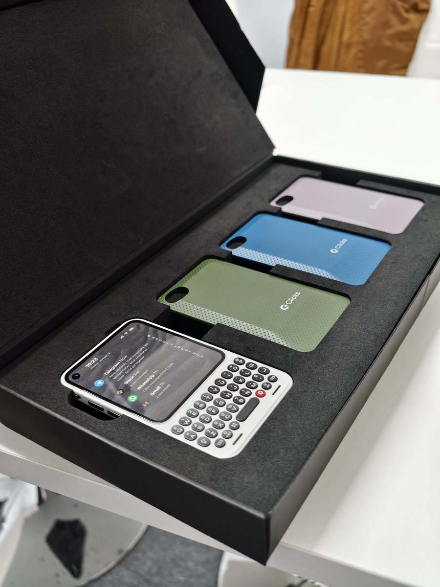 Niagara Launcher tweet media