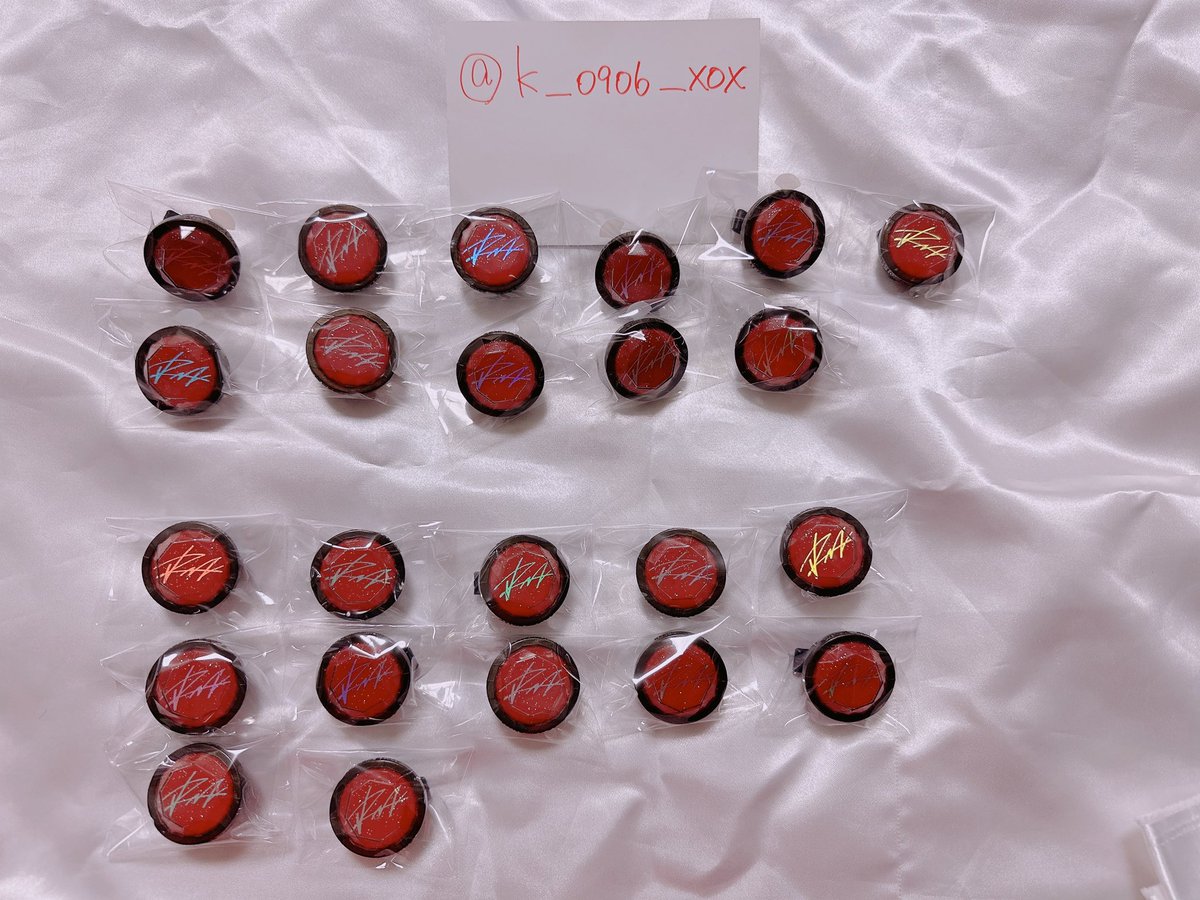 ぴ @固ツイ必読 tweet media