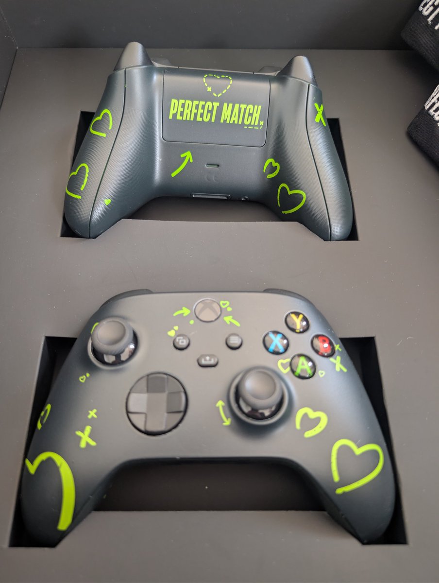 Eden0032's tweet image. Had a special delivery from my friends @xboxuk this morning. What an awesome package this is! 

Thanks team for the cool competition win 💚

#ScoreMoreWithXbox #PerfectMatch #PerfectMatchSweepstake