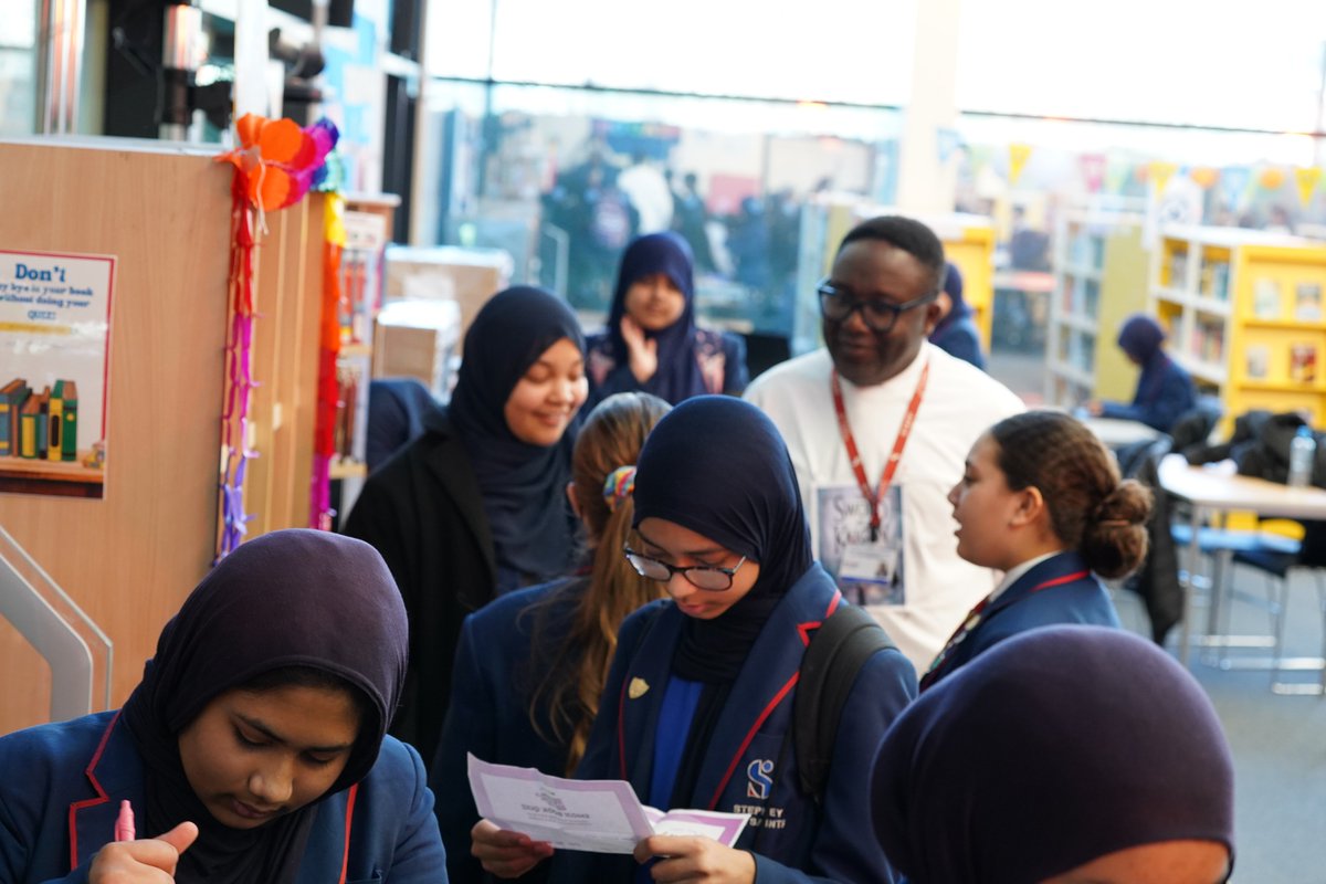 Stepney All Saints School tweet media