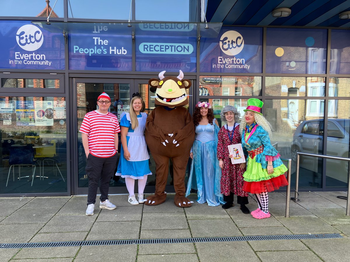 Everton in the Community tweet media