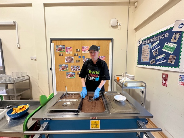 Oysterparkp's tweet photo. A huge thank you to our amazing Kitchen Staff for joining in with our World Book Day celebrations. What a team! 💛📖 #TeamOyster #Readingmatters #WBD2026 https://t.co/JHbozyKQt1