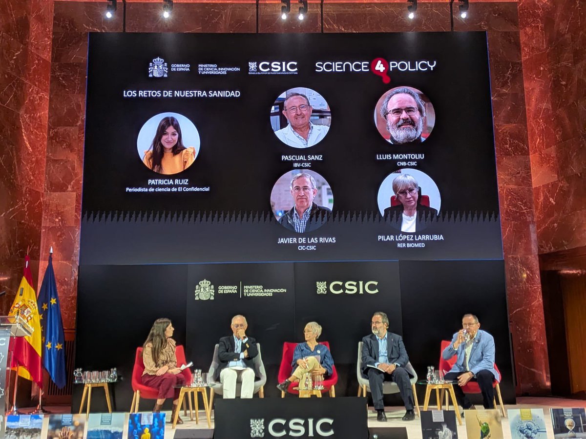 plopezlarrubia's tweet image. Hoy en la presentación de #SCIENCE4POLICY del @CSIC 🔬, participando en la mesa redonda #S4P “Los retos de nuestra sanidad” 🏥. Ciencia y políticas públicas trabajando juntas para mejorar nuestro sistema sanitario. 💡🤝