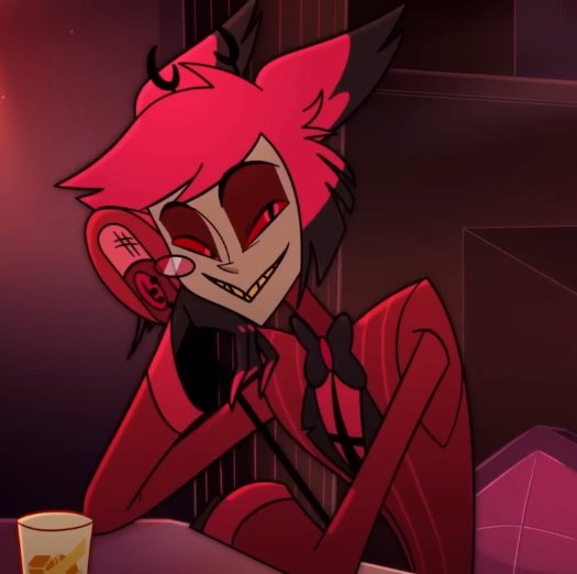 editing a few clips from the bar flashback scene and holy shit there is no casual explanation for these frames to be back to back.