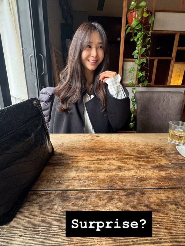 keitadj3's tweet photo. #GNA、10年ぶりカムバックか？

https://t.co/6wqwY0Pwc1は「Still a work in progress...」「One track at a time...」と音楽作業中の近況を明らかにした。ジナは2010年デビュー、「消えてあげるから元気でね」や「Black &amp; White」などのヒット曲で音楽番組の1位を獲得し、大きな人気を得た https://t.co/nKR4op3OkN