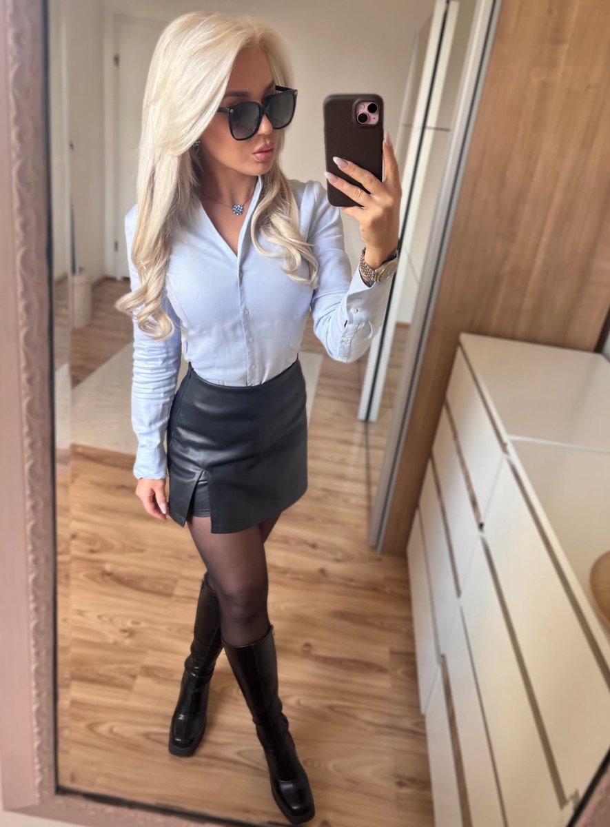 leather and crisp collars tweet media