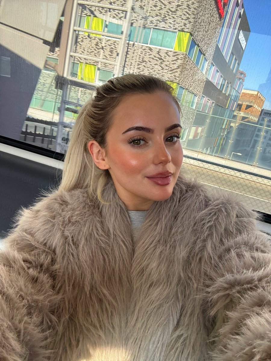 Miss Kaia 👑 tweet media