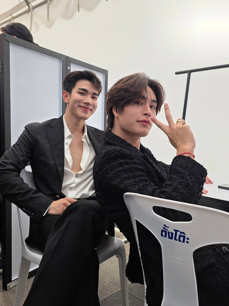 คนสวยมากับใค-                        มากับผม 😏✌🏻
