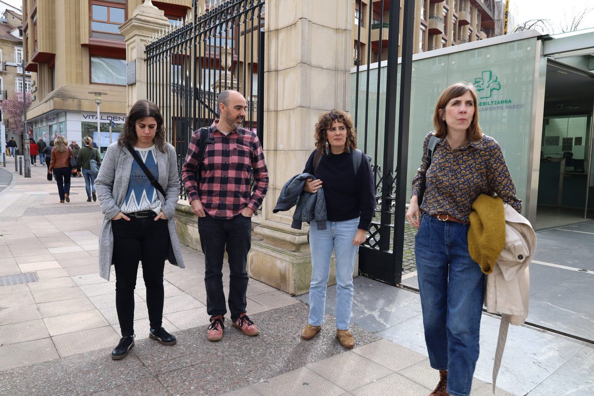 LAB SINDIKATUA tweet media