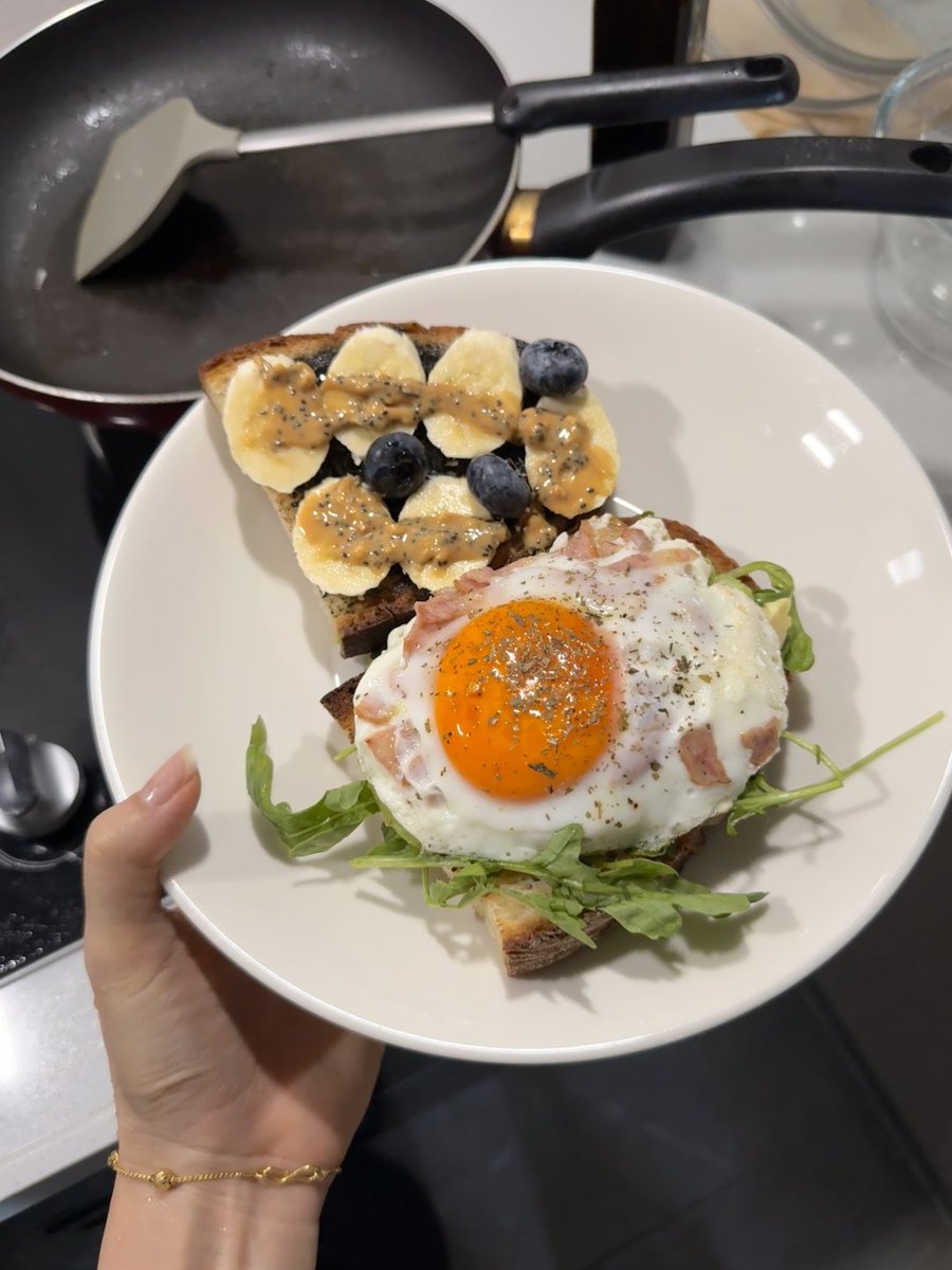 tungx23's tweet photo. A perfect morning begins with a perfect breakfast. https://t.co/MRH432Omlh