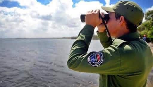 iMuchas felicidades a los combatientes de nuestras Tropas Guardafronteras, en su aniversario! iLa Patria agradece su abnegada labor! #Cuba #CDRCuba <a href="/minint_cuba/">MININT_CUBA</a> #SomosDelBarrio