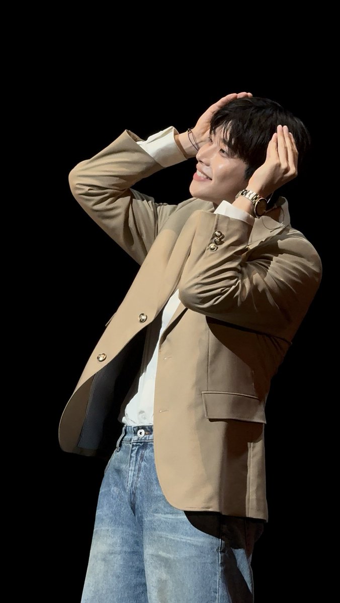 みょんみょんみょん🥺
誕生日おめでとう🎉

みょんの笑い声が本当に元気でる☺️🩷
ASTROのかけがえのないハッピーウィルス✨

#봄날의_해피바이러스_엠제이_HBD  
#ASTRO #MJ
