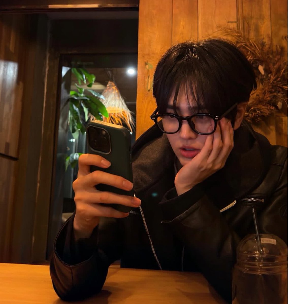 enchanted0227's tweet photo. 말로 표현할 수 없다 https://t.co/1YwIPcytFN