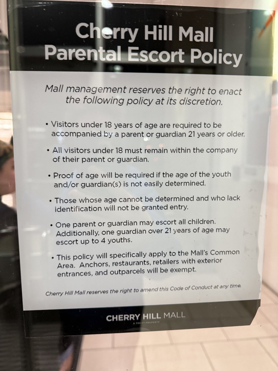 Snowy (#FlyHighBlu) tweet media