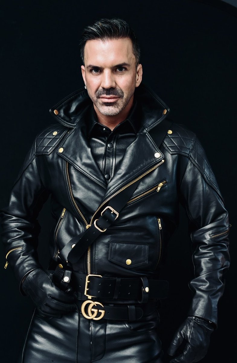 thisisIcarusUK's tweet photo. Don’t disappoint me now. #leatherboss #findom #finsub #alphamale #tpe #power https://t.co/0eoWo9alnD