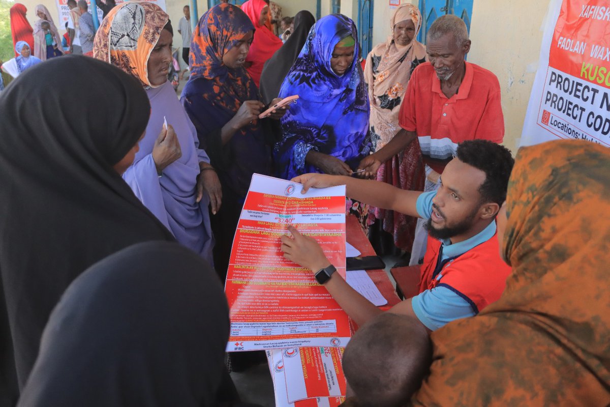 NaemiHeita's tweet photo. SRCS (#BishaCas) is registering about 800 families across Somaliland for urgent cash 💸assistance under the IFRC Emergency Appeal.
You can support SRCS here: 👉🏾🔗https://t.co/y4VFA662Rs
#ComplexEmergency #CVA #CashAssistance #DroughtCrisis #Resilience #Recovery https://t.co/lUfdNKnuUd