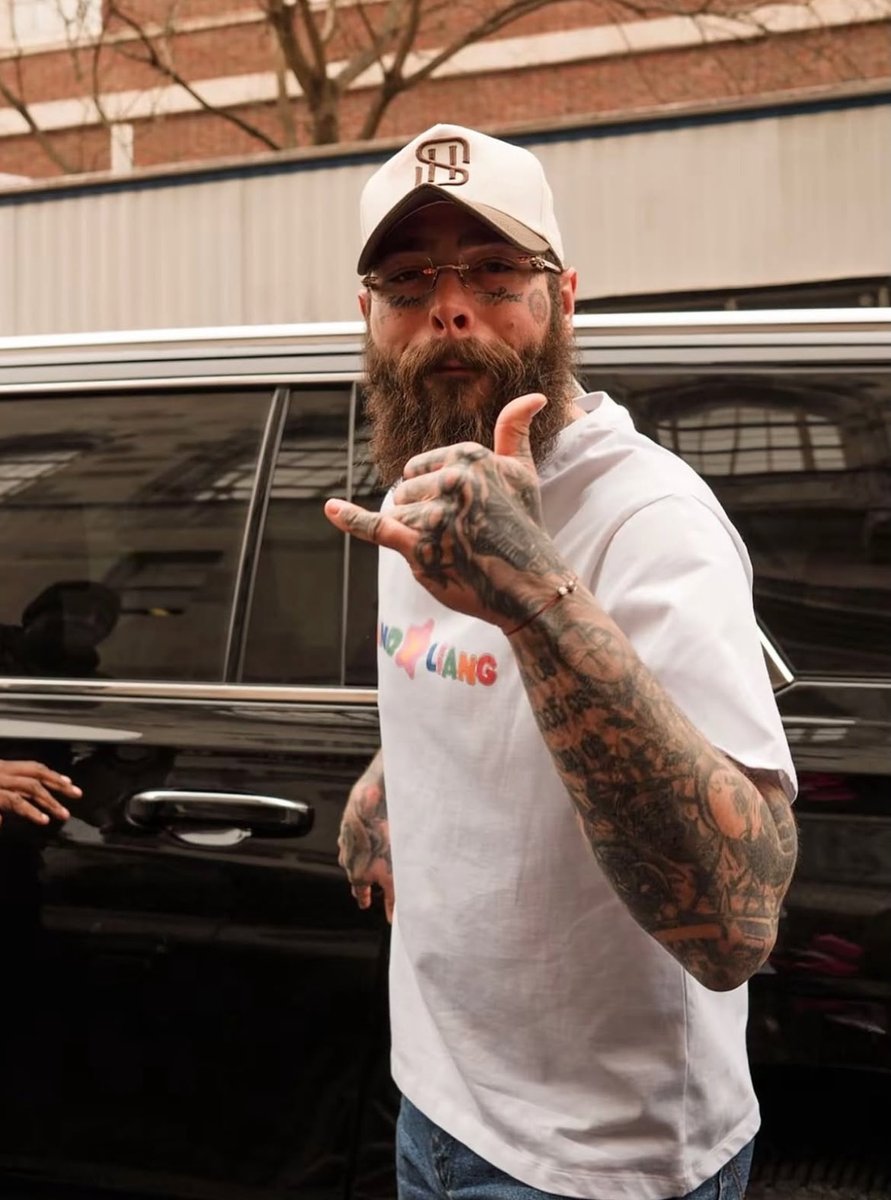 Post Malone Fans tweet media