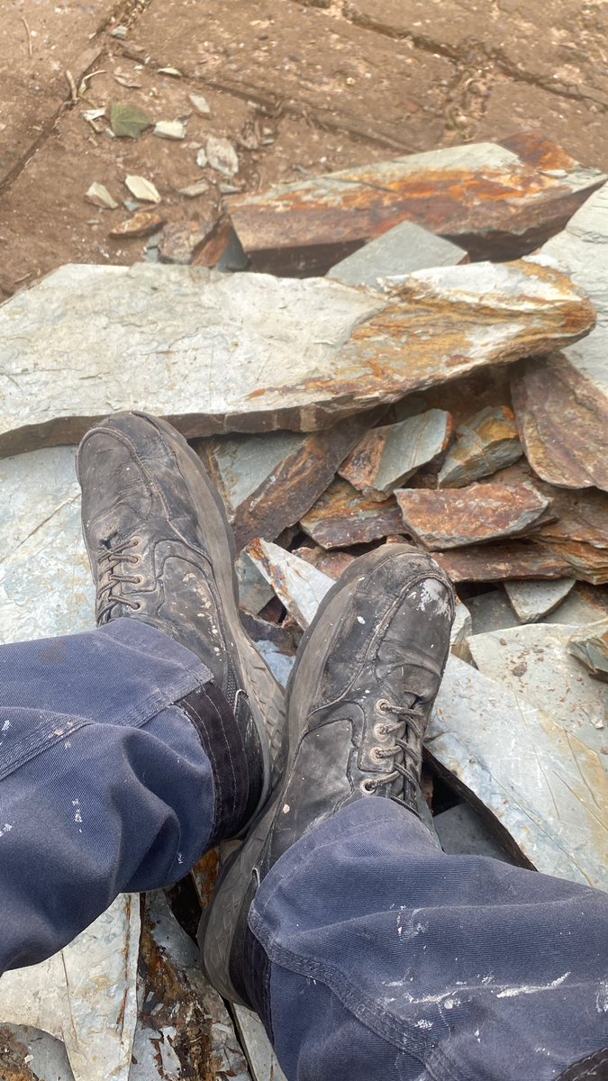 ScousemasterJ's tweet photo. I bet you wish you was this stone , under these boots is were you belong 🧱🥾 https://t.co/r2sO3e3cGN