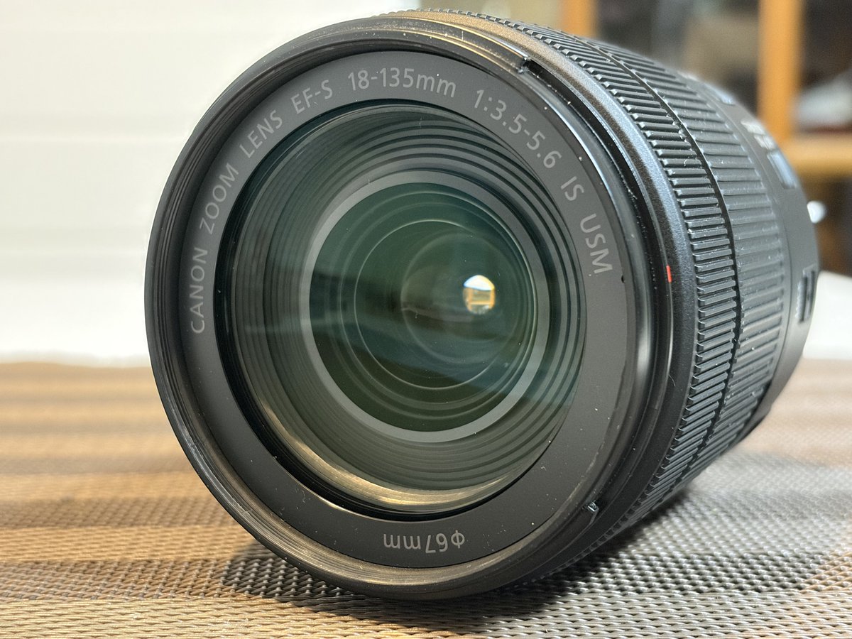 緩募】 レンズ売ります CANON EF-S 18-135mm F3.5-5.6 IS USM レンズ