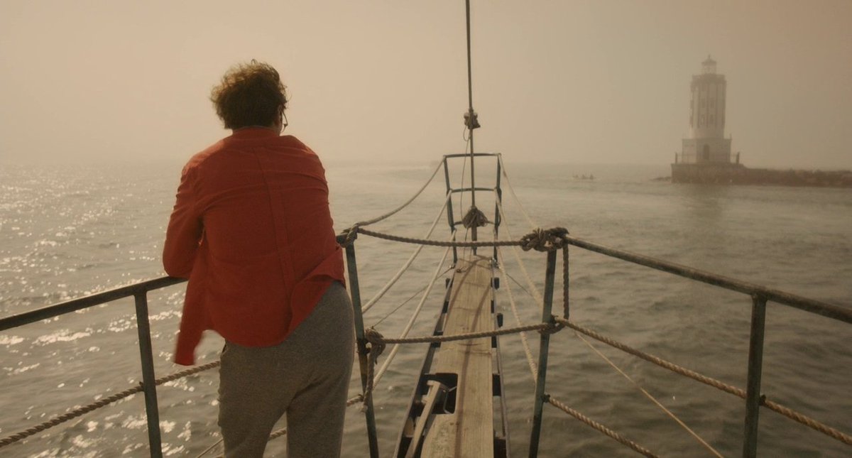 cinevow's tweet photo. Joaquin Phoenix in Her, 2013 (dir. Spike Jonze) https://t.co/kew2BSQYl5