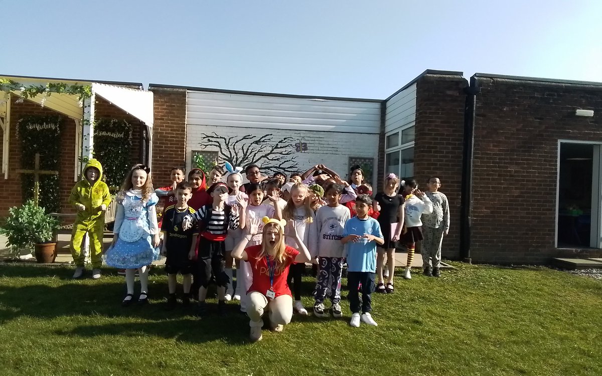 Christ Church School tweet media