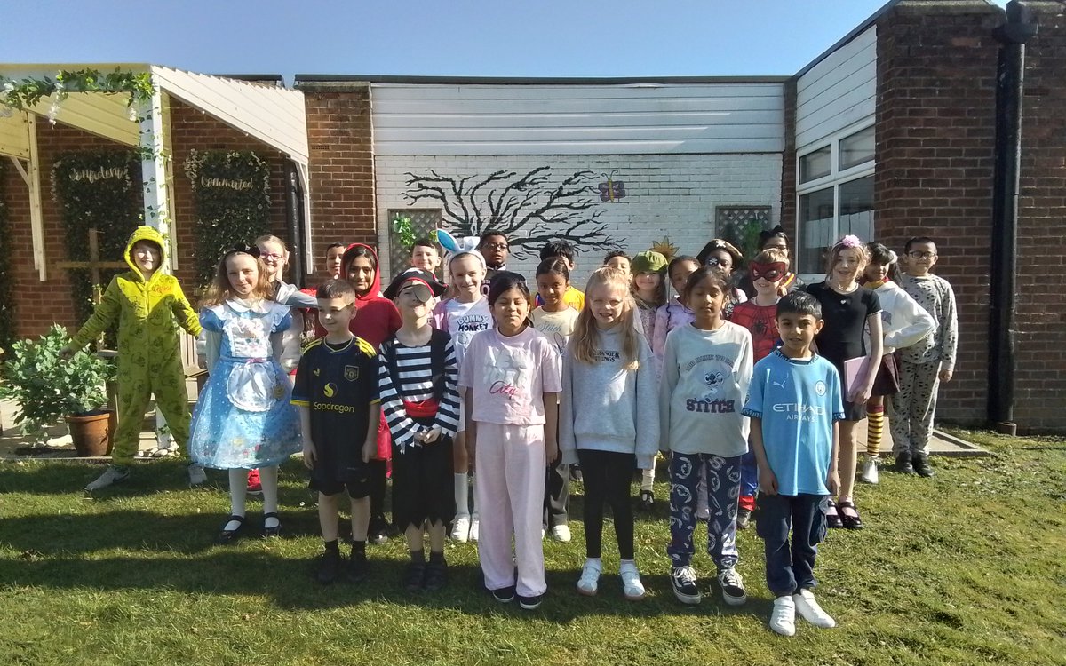 Christ Church School tweet media