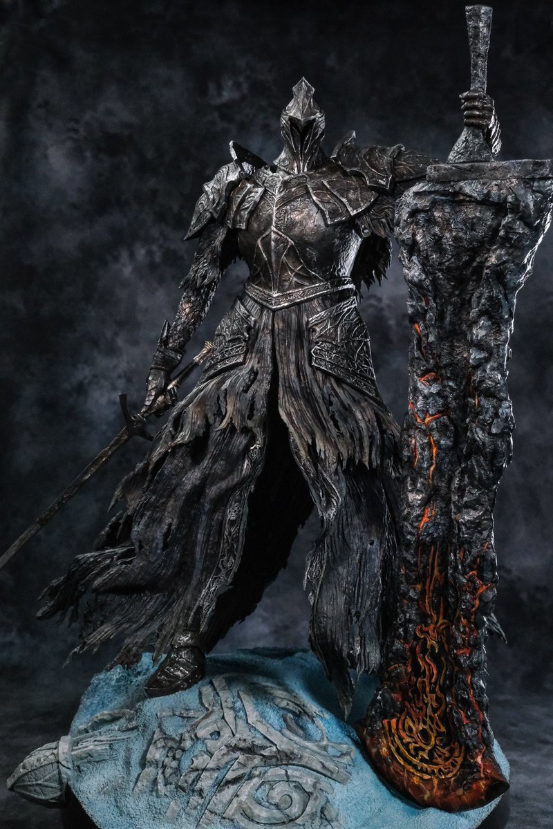 炭色/Tan tweet media