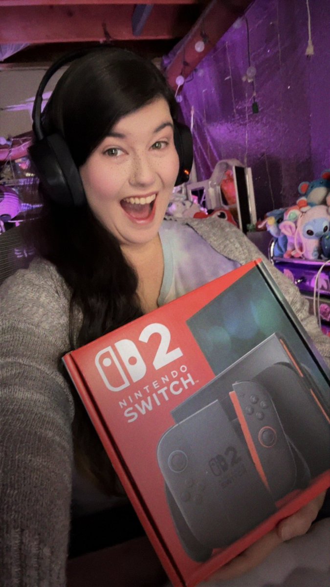 Divatopia tweet media