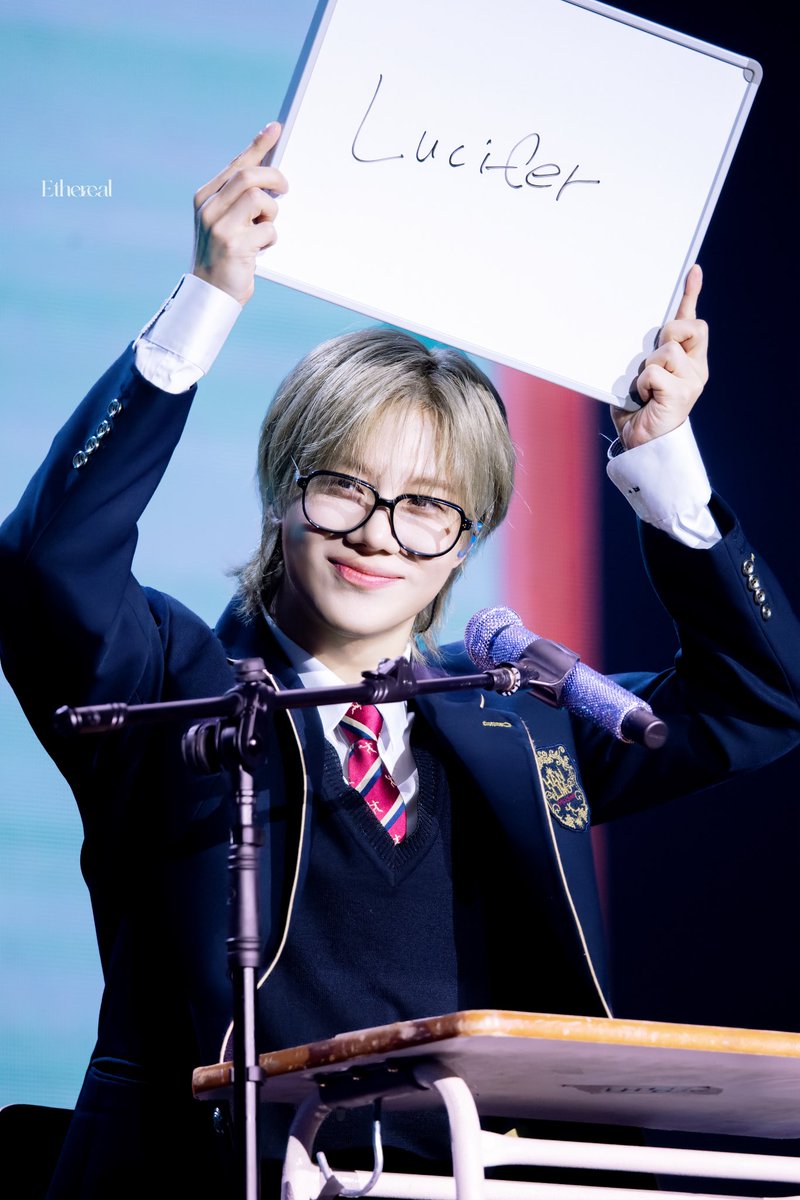 Ethereal_718's tweet photo. 250817  
TAEMIN FANMEETING
[CLASS-MATE] 

😆😆🩵💙

#태민 #TAEMIN #テミン #泰民  
#태민팬미팅 #CLASS_MATE https://t.co/Zzfs1ksVz9
