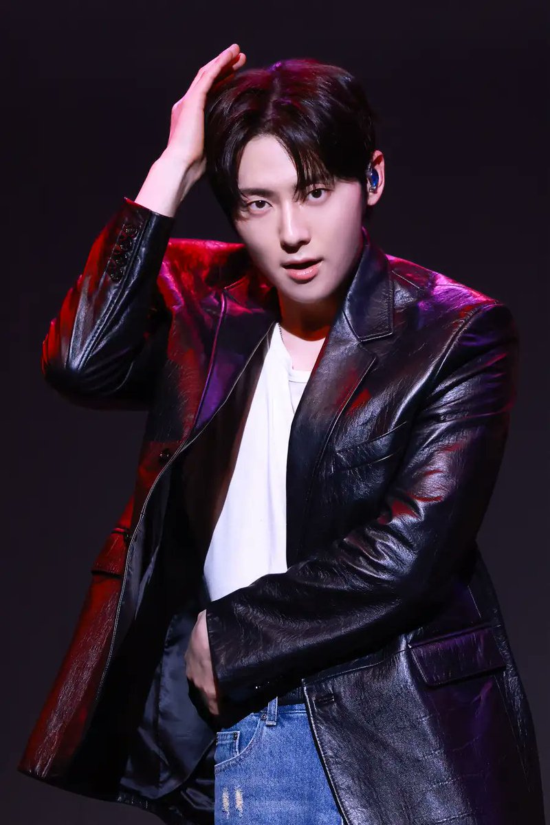Kkorepo's tweet photo. 「イベントレポ」HWANG MIN HYUN（#ファン・ミンヒョン）、日本のファンミーティング好評のうちに終了！『HWANG MIN HYUN FAN MEETING [UTOPIA] - TOKYO』開催
#HWANGMINHYUN
🔗https://t.co/amPOIEf4pm https://t.co/x573XrzYRq