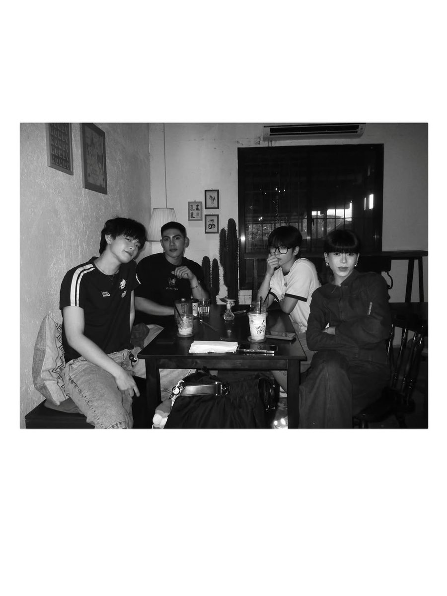 𝐃𝟏𝐙. tweet media