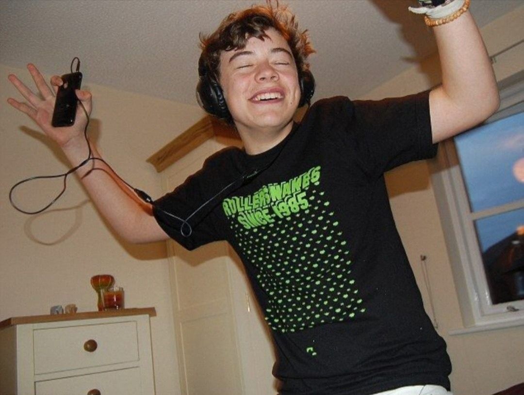 letras.mus.br tweet media