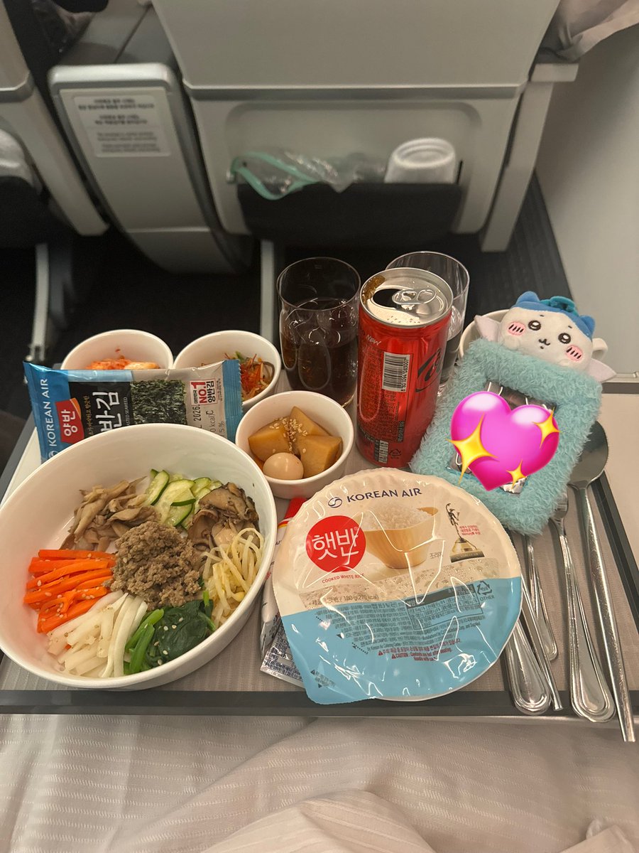 miinch0_'s tweet photo. 半年ぶりの日本たのしすぎた❣️❣️
推しの日本スケジュールのせいで、日本でも韓国語生活、、明日からの授業がんばるぞー‼️ https://t.co/Tf3iknUq4Z