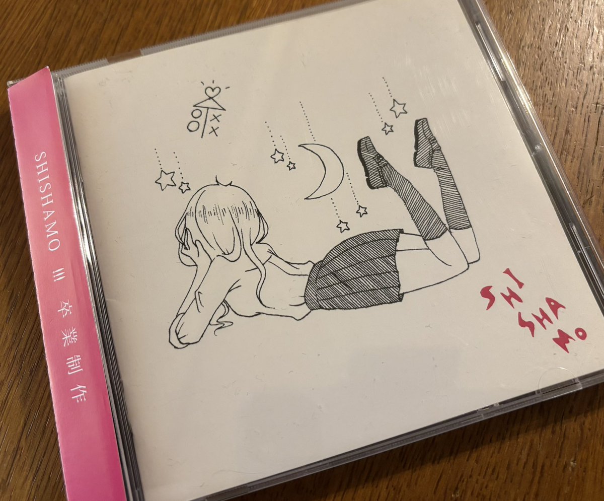 ssmo_ssmo's tweet photo. 卒業制作…🎵
#SHISHAMO https://t.co/4zVf7FoyLr