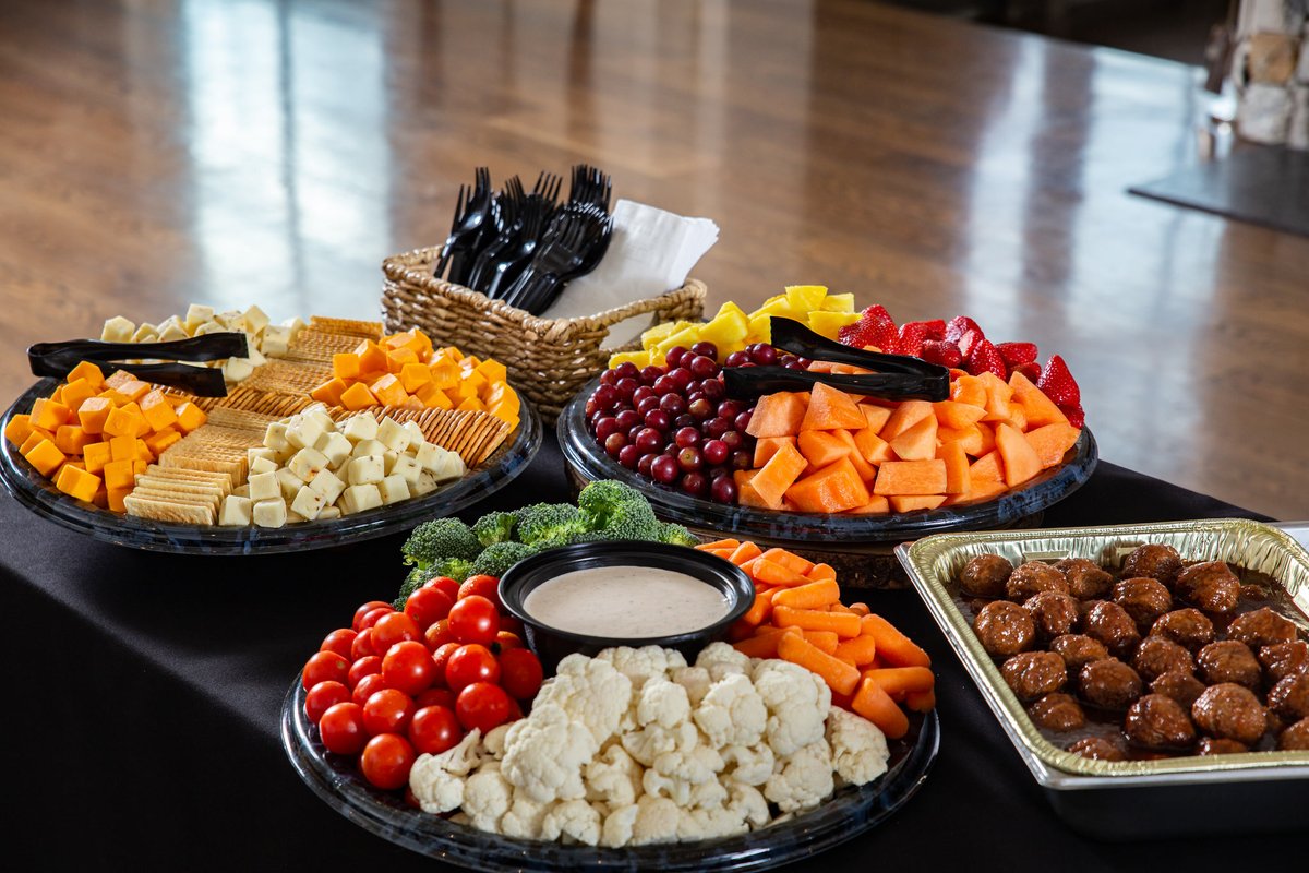 Mark's Feed Store tweet media