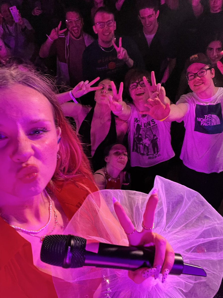 idk what u guys are talking about ‘2026’ im still here