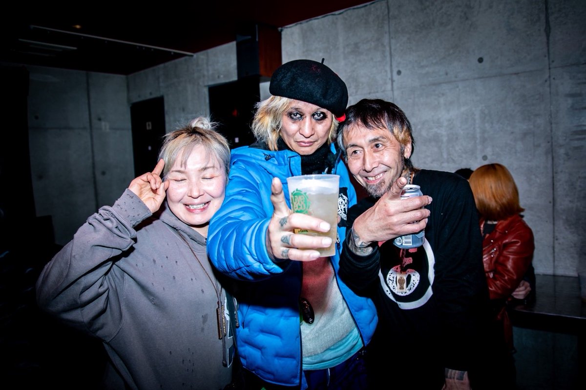 EASTSIDE TSU- tweet media