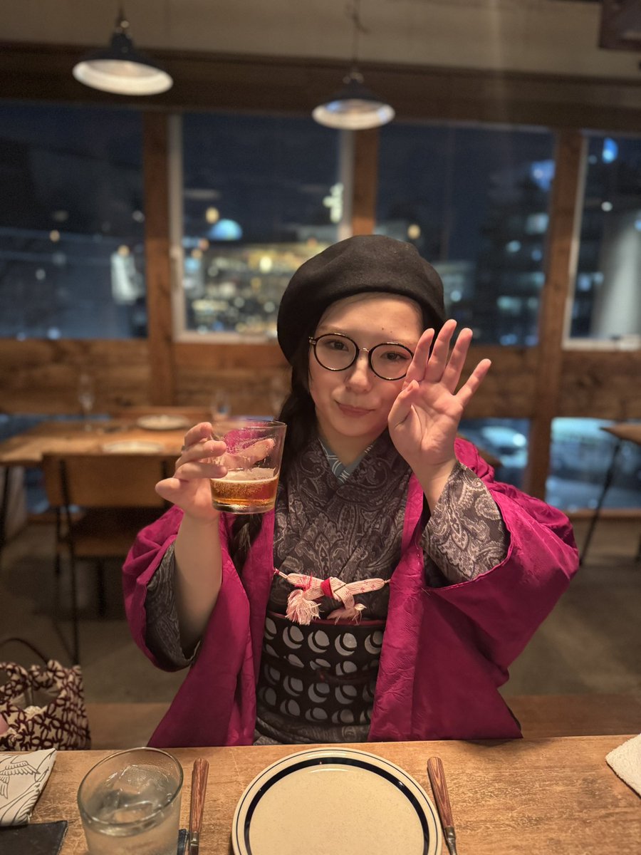 mainasuione's tweet photo. 美嬢のアカウントも千鶴さんのアカウントも復旧出来ないみたいなので私が代わりに千鶴さんを載せとく笑
blue skyっていうアプリに移行するみたいなので進捗確認しておきます🦋✨ https://t.co/UkoOFzvTwk