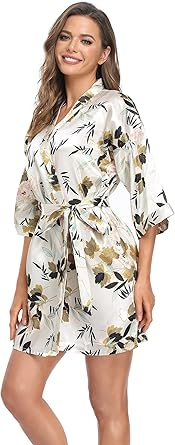 familydealvibes's tweet image. Women's Satin Kimono Robes Bridesmaid Wedding Robes Silky Bathrobes Summer Loungewear for $8.49

🔗sovrn.co/1lq1tjs

#Deals #Bathrobes
