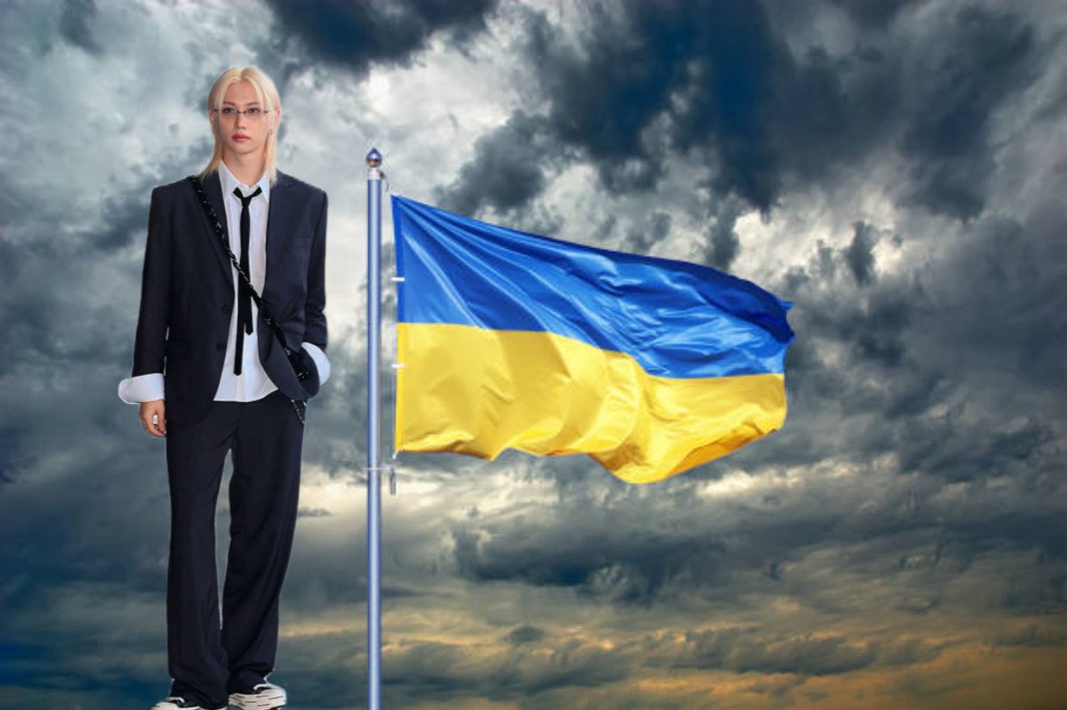 istg one day I’ll wake up and see that felix has become the president AND the first lady of ukraine