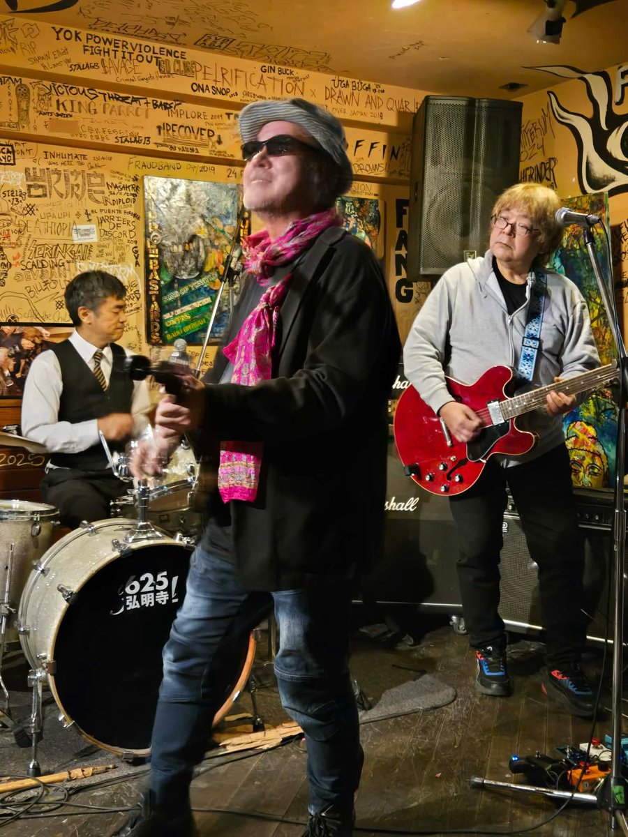 eddyan7's tweet photo. 3/6（金）　アンクル・ジャック
横浜7th Avenueでライブです！
明日はMackと２人のデュオバージョンです！
遊びに来てね〜！
#unclejack #yokohama7thavenue https://t.co/eaHe6Mn21y