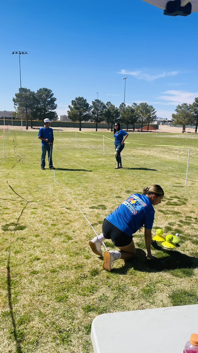 chs_peertutors's tweet photo. Peer Tutors always lend a helping hand at the Lower Valley Special Olympics.  Everyone wins!!!!  Great day!!!
@ClintISD @ClintHSLions https://t.co/fuvy8Cv81j